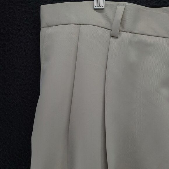 Van Heusen Mens Traveler Pants Beige Size 40 100% Polyester Zip Button Closure - Picture 10 of 12